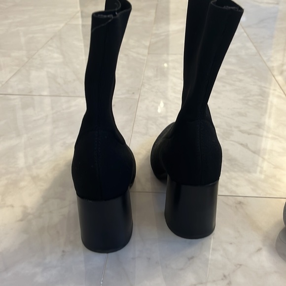 Waterproof knit bootie - Picture 3 of 5